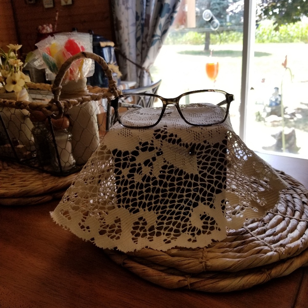 BROOKS BROTHERS GLASS FRAME